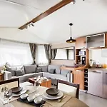 Camping Beautiful Stacaravan In Brevin Les Pins