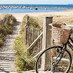 Beautiful Stacaravan In Brevin Les Pins Camping Saint-Brevin-les-Pins