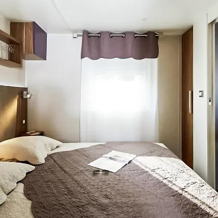 Beautiful Stacaravan